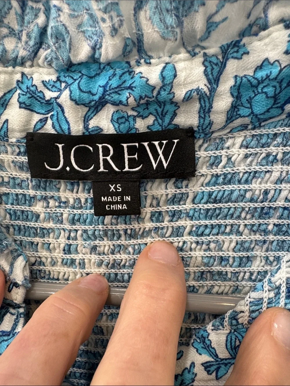J. Crew Garden Soft Gauze Top in blue blooms Smocked Sleeveless Top- sz XS